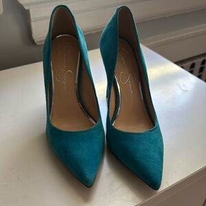 Jessica Simpson heels
